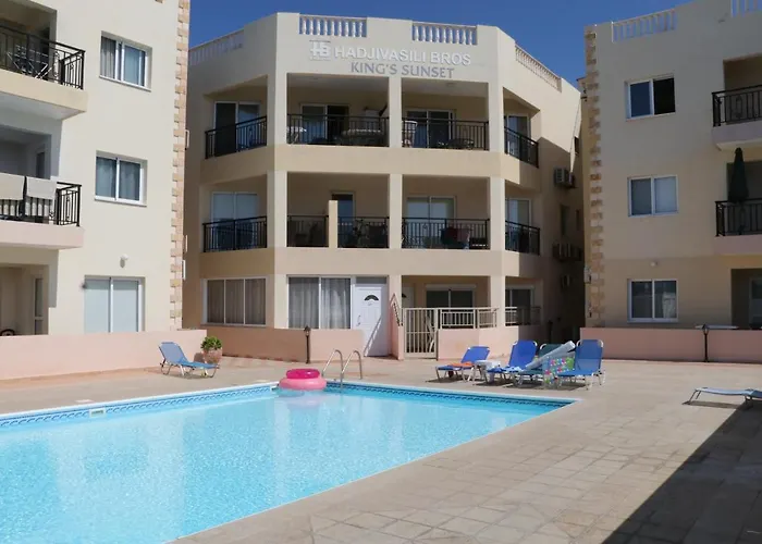 Sunset With Pool & 10 Mins To Venus * Paphos